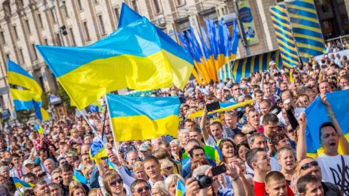 Cộng đồng người Ukraine tại 70 thành phố của các nước trên thế giới xuống đường biểu tình phản đối Nga gây hấn với Ukraine