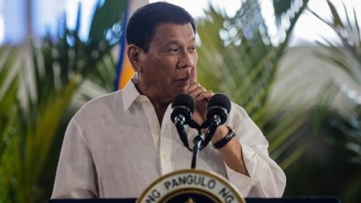 Tổng thống Philippines Duterte sẽ bị kết tội phản quốc nếu để mất Scarborough