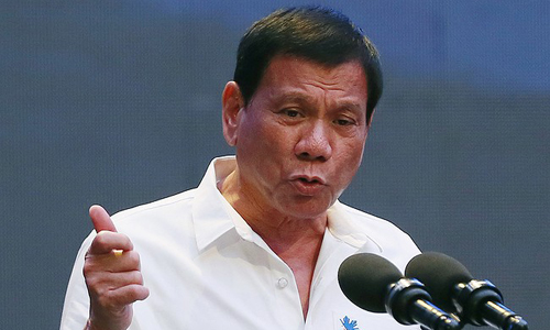 Tuyên bố cắt đứt của Duterte đẩy Mỹ vào thế bối rối
