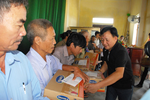 Vinamilk đồng hành cùng người dân vùng lũ Hà Tĩnh, Quảng Bình