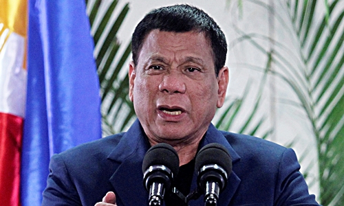 Người Mỹ tại Philippines thấp thỏm vì Duterte muốn thoát Mỹ