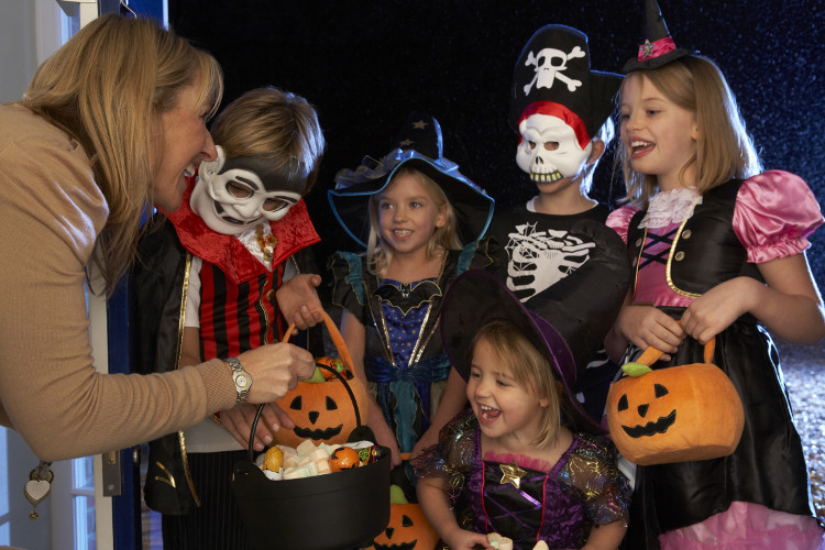Những truyền thuyết muôn đời bí ẩn về Halloween