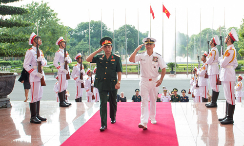 Tư lệnh Thái Bình Dương Mỹ cam kết nâng cao năng lực hàng hải cho Việt Nam