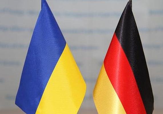 Đức giúp đỡ cho Ukraine 72 triệu euro