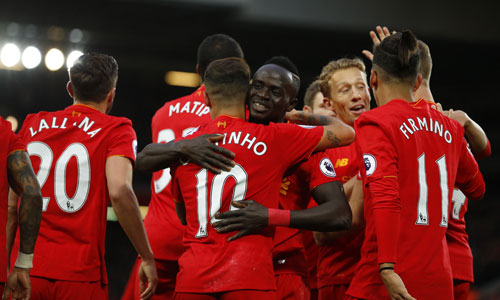 Liverpool lập kỷ lục về số lần dứt điểm trúng đích