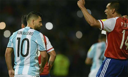 Argentina gạt Aguero khỏi đội hình chính đấu Brazil