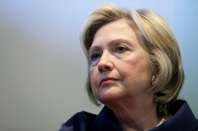 Vì sao bà Clinton luôn vượt ông Trump trong các cuộc thăm dò dư luận?