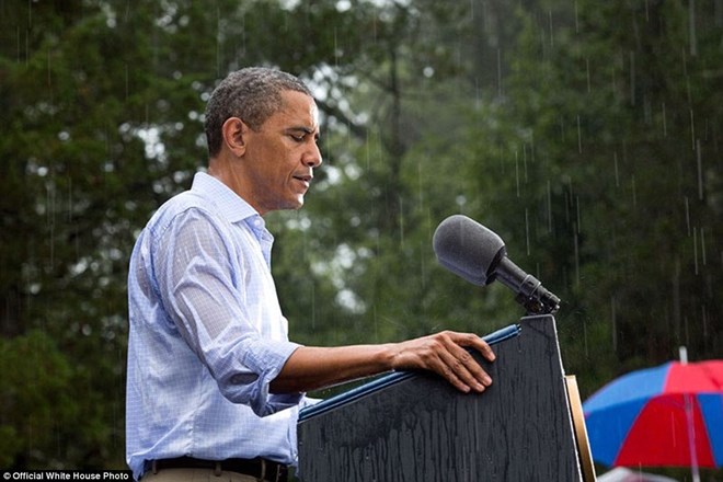 Những hình ảnh sẽ đi vào lịch sử của Tổng thống Obama
