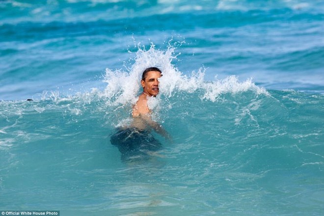 Những hình ảnh sẽ đi vào lịch sử của Tổng thống Obama