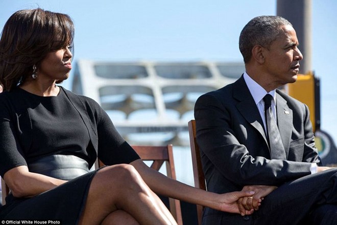 Những hình ảnh sẽ đi vào lịch sử của Tổng thống Obama
