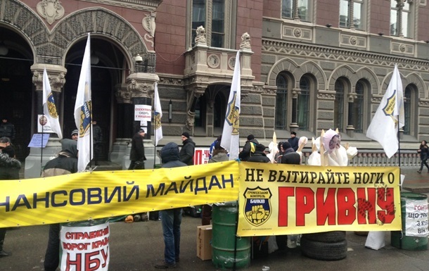 OSEC quan sát thấy biểu tình tại Kiev do được trả tiền