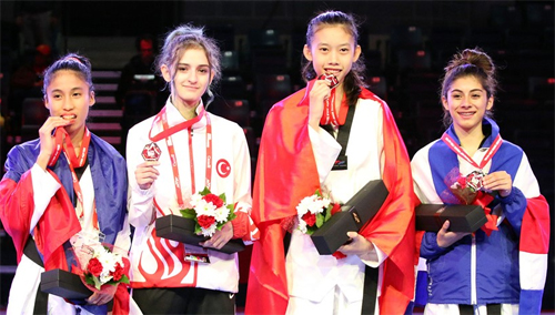 Võ sĩ 15 tuổi giúp Việt Nam đoạt HC vàng giải taekwondo trẻ thế giới