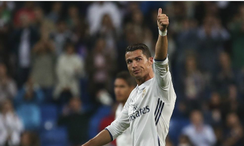 Zidane không đảm bảo cho Ronaldo vị trí trung phong