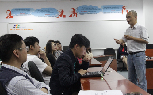 3 lãnh đạo FPT chia sẻ bí quyết cùng doanh nhân trẻ