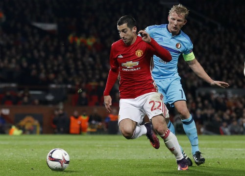 Rooney lập kỷ lục, Man Utd đè bẹp Feyenoord