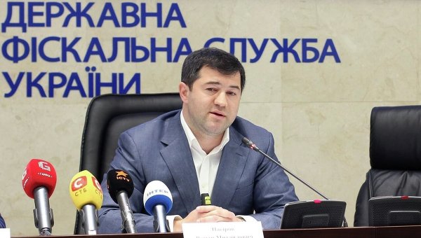 Tổng Cục trưởng Tổng cục thuế Ukraine Nasirov: Đúng là tôi không tin hệ thống ngân hàng, bảo hiểm cho mình trước những nguy cơ tỷ giá nên đổi hết tiền ra ngoại tệ