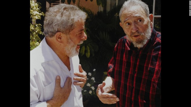 Hình ảnh cuối đời của cố Chủ tịch Fidel Castro qua ống kính con trai
