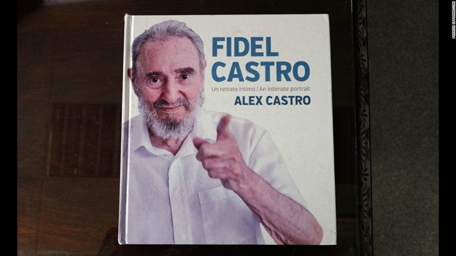 Hình ảnh cuối đời của cố Chủ tịch Fidel Castro qua ống kính con trai