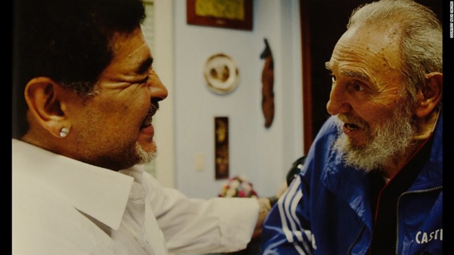 Hình ảnh cuối đời của cố Chủ tịch Fidel Castro qua ống kính con trai