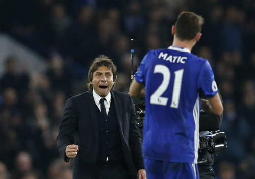 Chelsea bảo vệ ngôi đầu bằng chiến thắng ngược dòng trước Tottenham