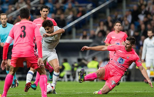 Con trai Zidane ghi bàn ngay trong trận ra mắt tại Real