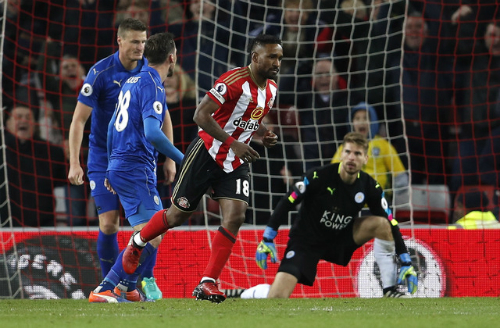 Tottenham đại thắng, Leicester tiến gần nhóm xuống hạng