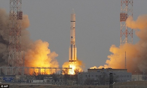 Nga phát triển siêu tên lửa xây căn cứ trên Mặt Trăng