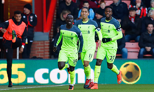 Liverpool đứt mạch bất bại trong cơn mưa bàn thắng