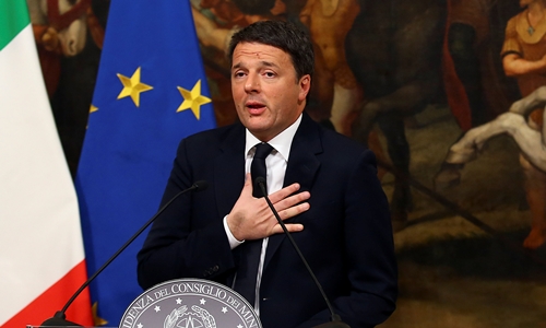 Thủ tướng Italy tuyên bố từ chức vì trưng cầu dân ý thất bại