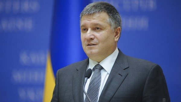 Phản ứng của Bộ trưởng nội vụ Avakov trước sáng kiến sa thải ông tại Quốc hội Ukraine