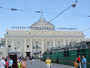 Cạnh nhà ga đường sắt Odessa một chuyên gia tham vấn hải quan của phái bộ Liên minh châu Âu bị cướp