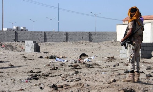 IS đánh bom tự sát ở Yemen, 49 người thiệt mạng