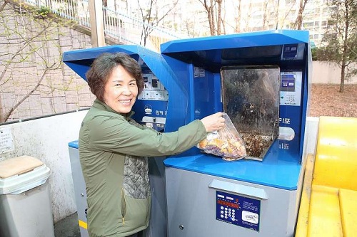 Hệ thống xử lý thức ăn thừa khiến người nước ngoài ở Hàn Quốc sốc