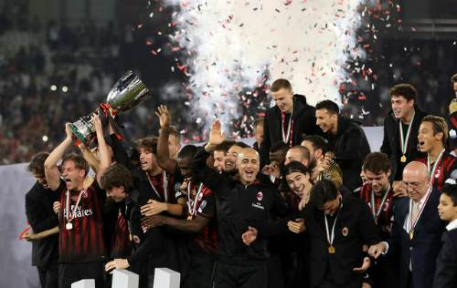Milan đánh bại Juventus, đoạt danh hiệu đầu tiên sau 5 năm