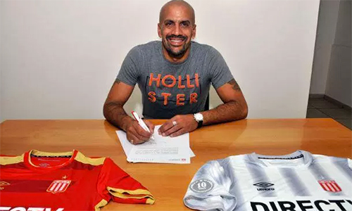 Juan Veron trở lại chơi bóng ở tuổi 41