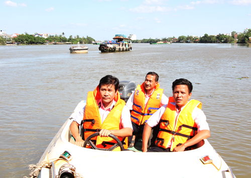 Những người giành giật sinh mệnh với 'hà bá' sông Sài Gòn