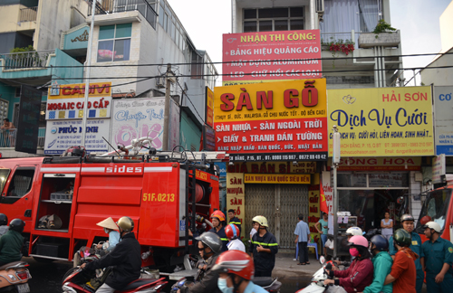 Cháy nhà trong hẻm ở Sài Gòn, nam thanh niên tử vong