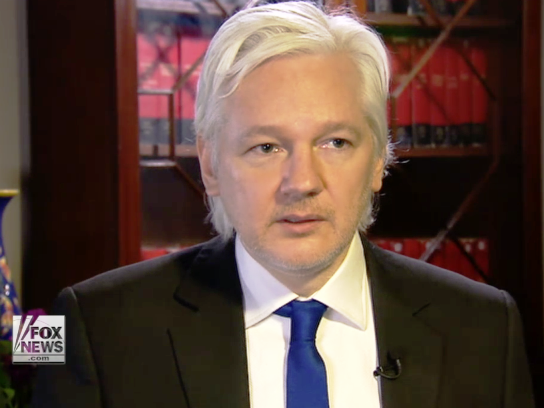 Nhà sáng lập WikiLeaks không tin Nga can thiệp bầu cử Mỹ