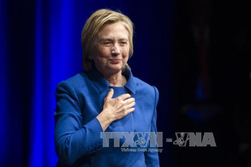 Trước ngày ông Trump nhậm chức, Bộ Tư Pháp Mỹ lật lại vụ FBI điều tra bà Clinton