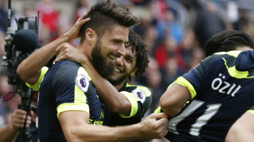 Arsenal đè bẹp đội bét bảng với cú đúp đá phản ở Ngoại hạng Anh