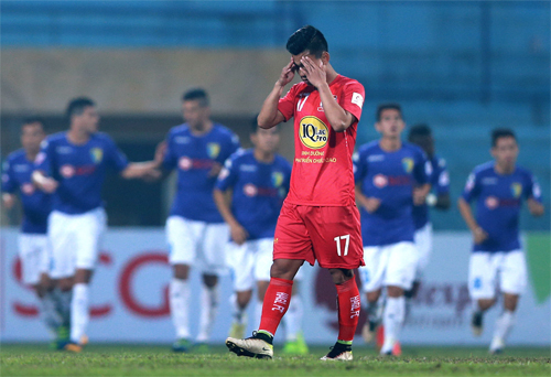 HAGL thua trận thứ ba liên tiếp tại V-League 2017