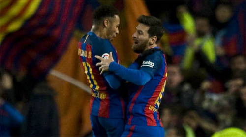 Messi nhường đồng đội đá 15 quả phạt đền của Barca trong một năm rưỡi