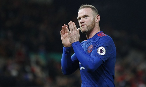 Rooney vượt Charlton, độc chiếm kỷ lục ghi bàn cho Man Utd