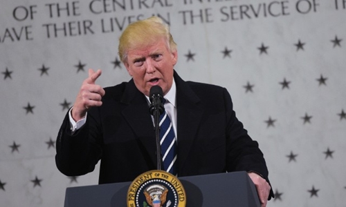 Cựu giám đốc CIA nói Trump nên 'xấu hổ về bản thân'