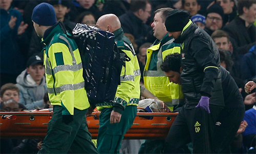 Chelsea tạo cách biệt tám điểm trên đỉnh Ngoại hạng Anh