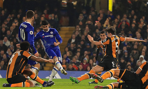 Chelsea tạo cách biệt tám điểm trên đỉnh Ngoại hạng Anh