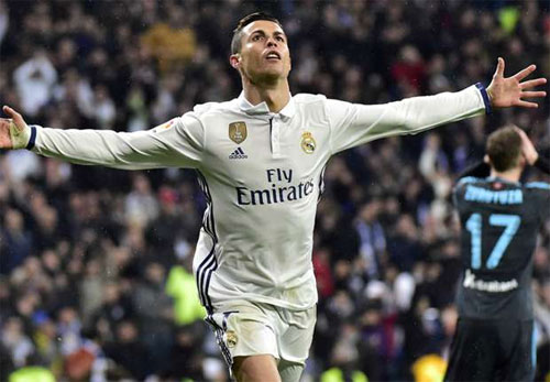 Real nới rộng cách biệt tại Liga bằng chiến thắng ba sao