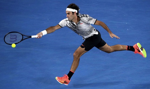 Federer đánh bại Wawrinka, vào chung kết Australia Mở rộng