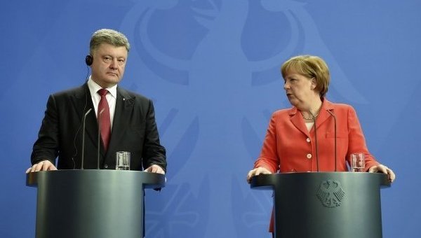 Thủ tướng Đức Merkel bày tỏ quan ngại trước bột phát khủng hoảng tại Donbass