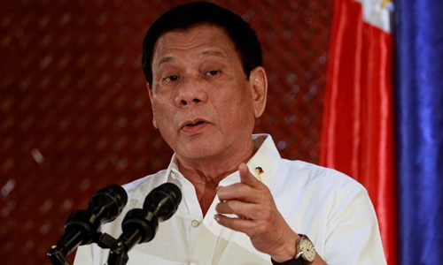 Tổng thống Philippines nhờ Trung Quốc giúp tuần tra trên biển